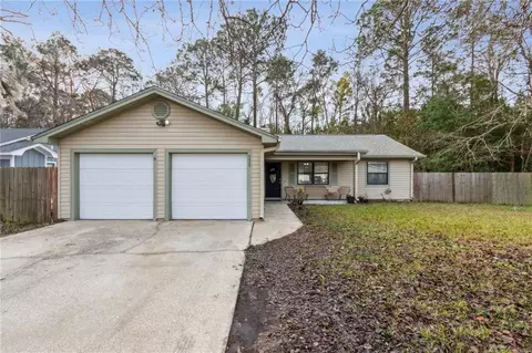 335 Dogwood Ct, Kingsland, GA 31548