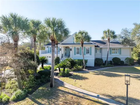 408 Bonaventure Rd N, Saint Simons Island, GA 31522