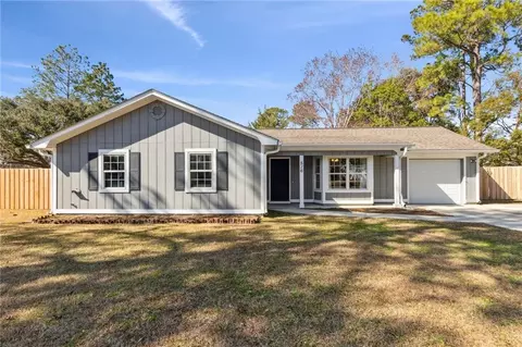 516 Moeckel Ln, Saint Marys, GA 31558