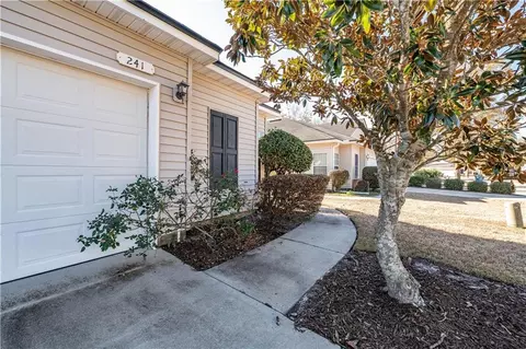 241 Callie Cir, Brunswick, GA 31523