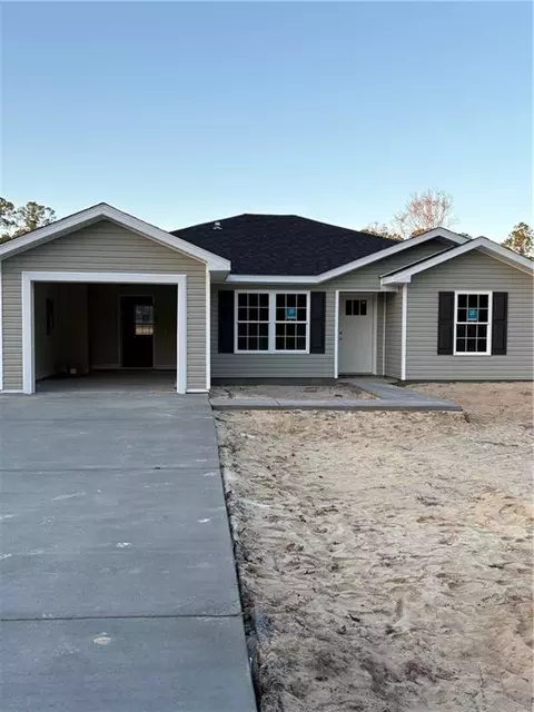 82 Meadowood Dr, Jesup, GA 31545