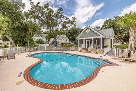 42 Limeburn Dr #L5, Saint Simons Island, GA 31522