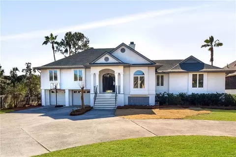 2011 Sea Palms West Dr, Saint Simons Island, GA 31522