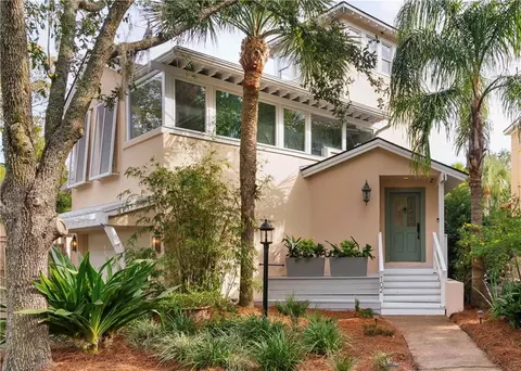102 Mews Cir, Saint Simons Island, GA 31522