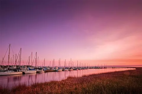 20 Waterfront Dr, Saint Simons Island, GA 31522