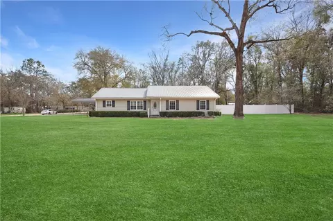 194 Dana Dr, Jesup, GA 31545