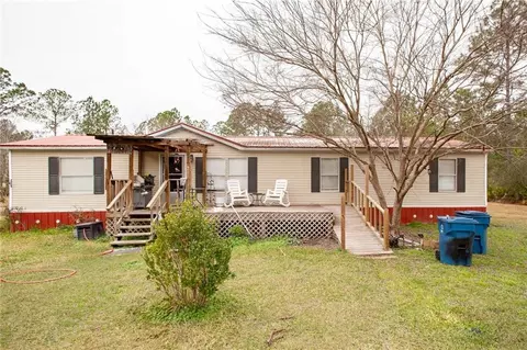 2702 Gilmore St, Waycross, GA 31503