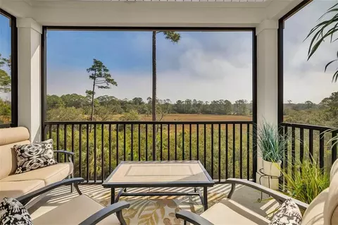 203 Harbor Rd, Jekyll Island, GA 31527