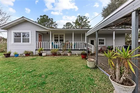 156 Browntown Rd, Kingsland, GA 31548