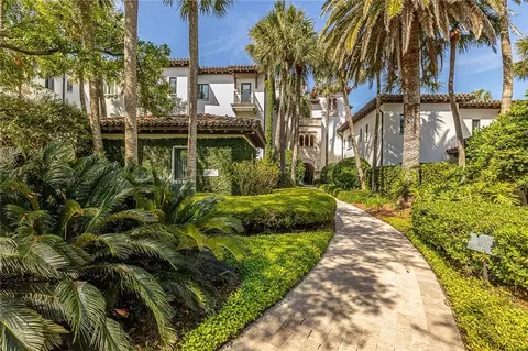 202 Black Banks Ln #6, Sea Island, GA 31561
