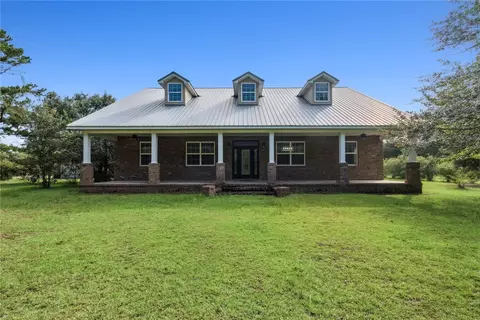 1072 Janells River Dr, Folkston, GA 31537