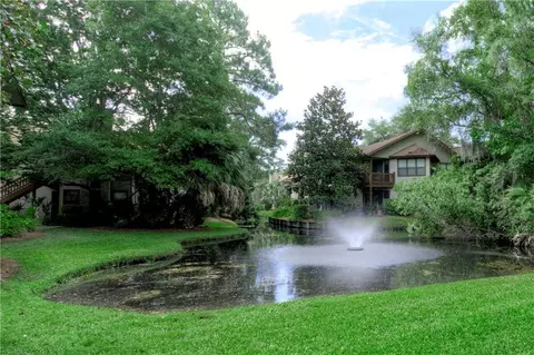 204 Harbour Oaks Dr #204, Saint Simons Island, GA 31522