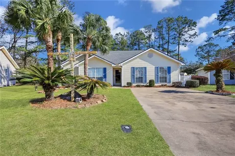 136 Zachary Dr, Brunswick, GA 31525