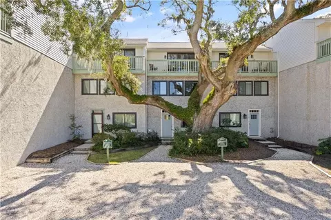 1510 Ocean Blvd, Saint Simons Island, GA 31522