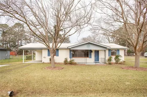 2836 Evergreen Rd, Waycross, GA 31503