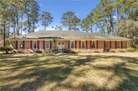 105 River Ridge Rd, Brunswick, GA 31523