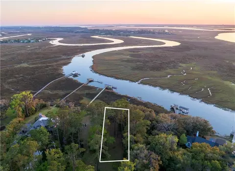 376 Major Wright Rd, Saint Simons Island, GA 31522