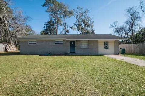 318 Bishop Cir, Saint Marys, GA 31558