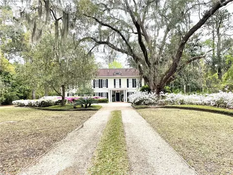 16 Black Banks Dr, Saint Simons Island, GA 31522