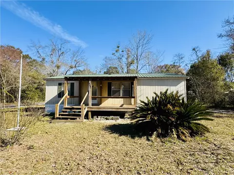 380 N Cypress St, Jesup, GA 31546