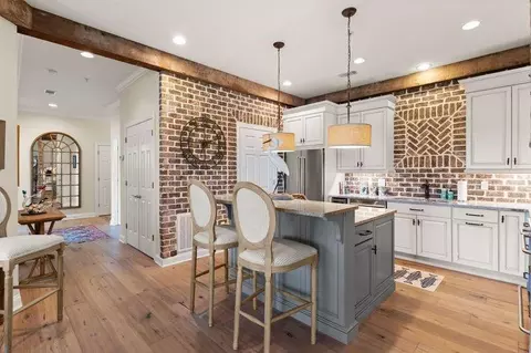 2206 Grand View Dr, Saint Simons Island, GA 31522