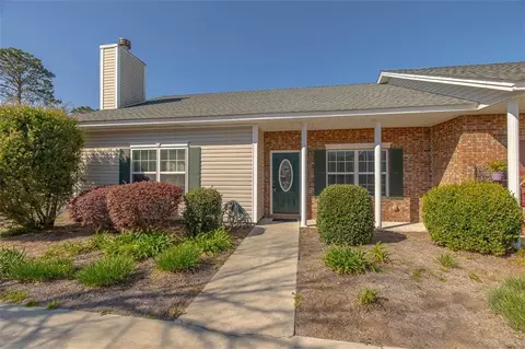 93 White Oak Ct, Brunswick, GA 31520