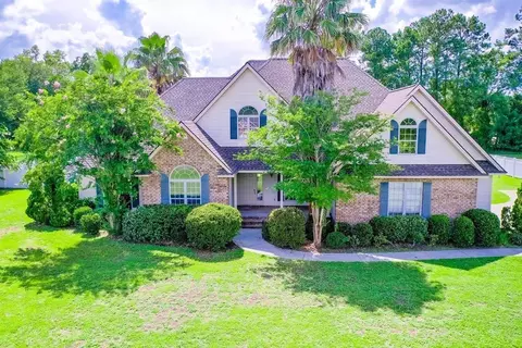 6105 Cottonwood Ln, Blackshear, GA 31516