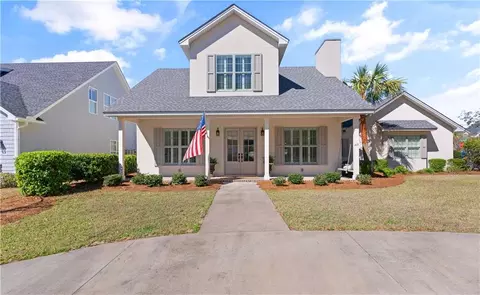 615 Lake View Cottages Dr, Saint Simons Island, GA 31522