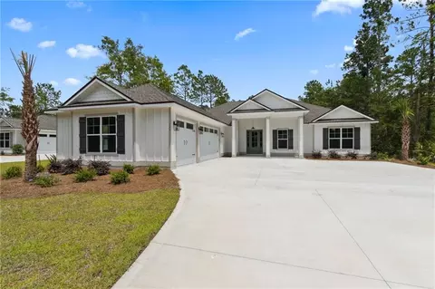154 Ossabaw Way, Waverly, GA 31565