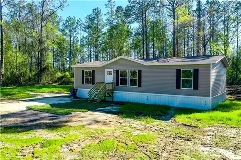 522 Carter Community Rd, Folkston, GA 31537