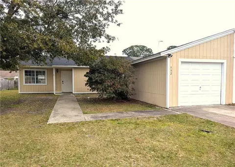 552 Chateau Cir, Saint Marys, GA 31558