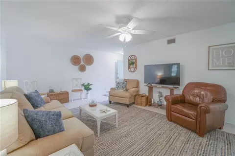 233 Walmar Grv, Saint Simons Island, GA 31522