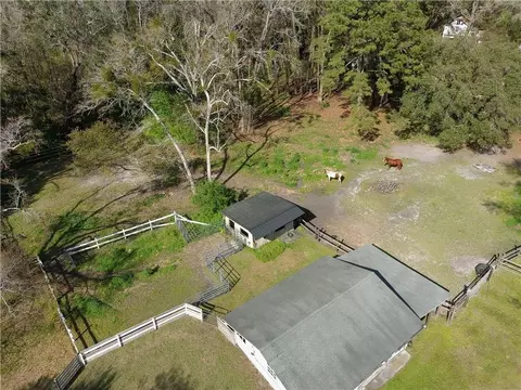 604 Blythe Island Dr, Brunswick, GA 31523