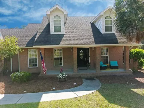 108 Crestview Cv, Brunswick, GA 31525