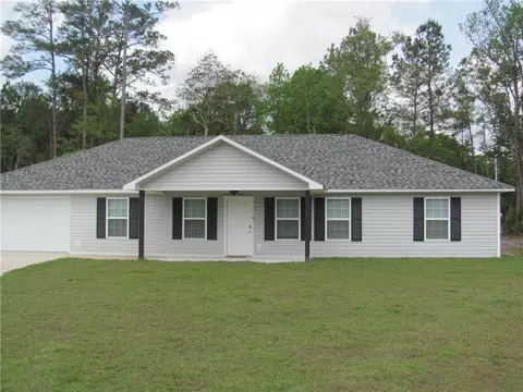 115 Red Hawk Ct, Waynesville, GA 31566