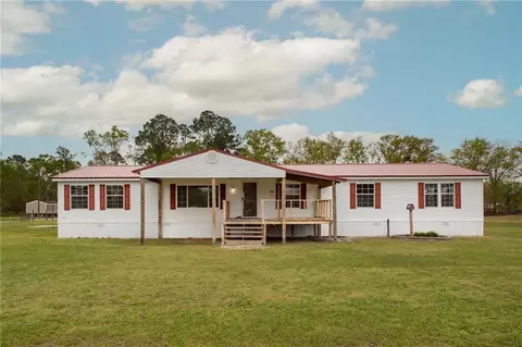 715 James Puckett Way, Waycross, GA 31503