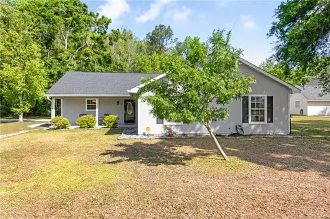 100 Lakefield Dr, Kingsland, GA 31548