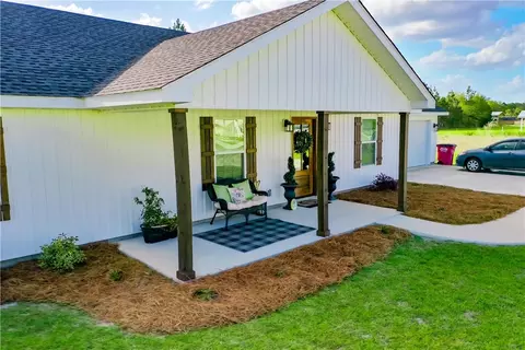 4755 Otter Creek Cir, Blackshear, GA 31516