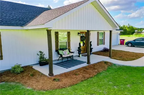 4755 Otter Creek Cir, Blackshear, GA 31516