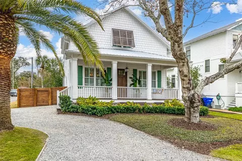 421 Union St, Saint Simons Island, GA 31522