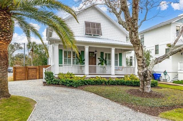 421 Union St, Saint Simons Island, GA 31522
