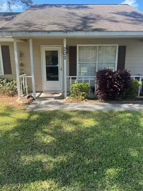 202 Brackenfern Way, Kingsland, GA 31548