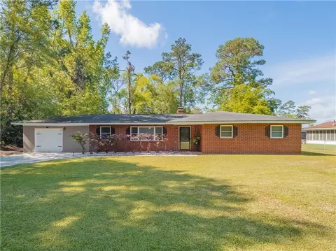 140 Zellwood Dr, Brunswick, GA 31523