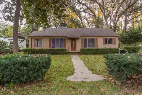 116 Redfern Dr, Saint Simons Island, GA 31522