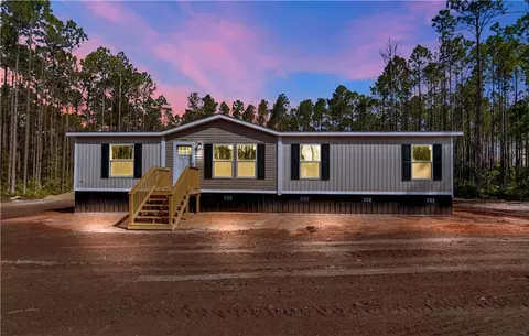 7134 Long Ford Rd, Jesup, GA 31546