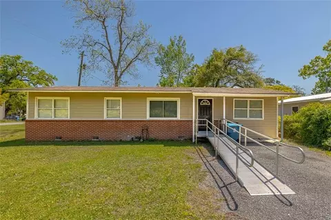 724 Lee St, Brunswick, GA 31520