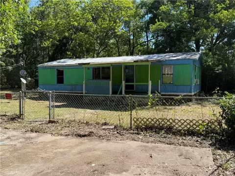1601 Montgomery St, Waycross, GA 31503
