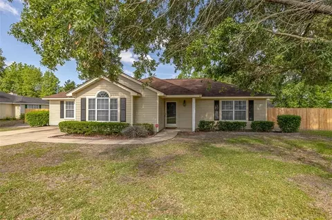 325 Crossbridge Dr, Brunswick, GA 31525
