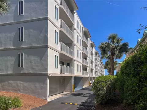 1440 Ocean Blvd #136, Saint Simons Island, GA 31522