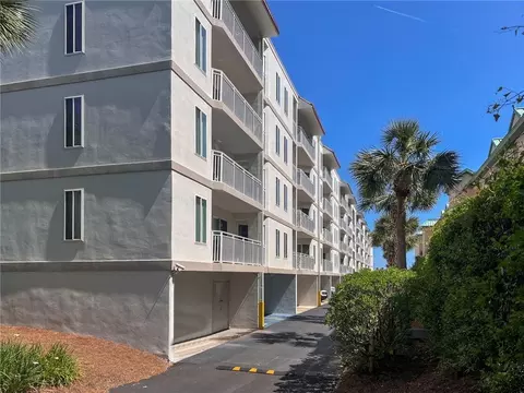 1440 Ocean Blvd #136, Saint Simons Island, GA 31522